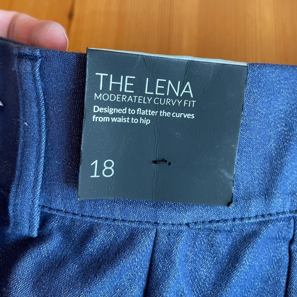 Lane Bryant Lena Shorts - Picture 2 of 8